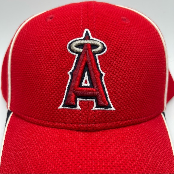 EUC Men’s MLB Angel’s Hat - Picture 2 of 6